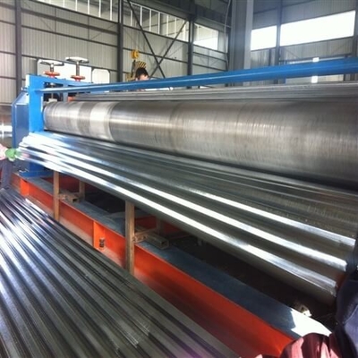 HRB65 galvanizó cubrir la hoja 0.8m m que 16 pies acanalaron el panel de acero del tejado