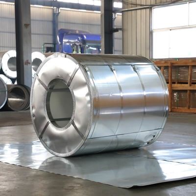 600 - la bobina de acero JIS DX51D del soldado enrollado en el ejército de 1250m m galvanizó el rollo del metal en frío