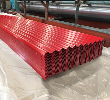 El color de DX52D 3M cubrió cubrir las hojas acanaladas rojas de la techumbre del metal de la hoja