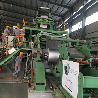 600 - La bobina de acero AZ150 JIS Aluzinc del Galvalume de 1250M M galvanizó el rollo de acero